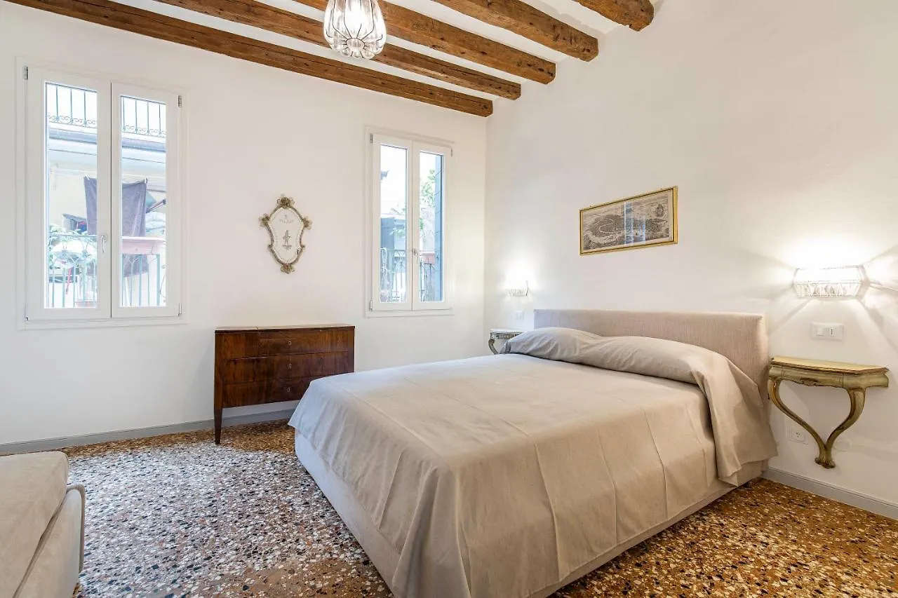 Ca' Anna Rialto Apartment M0270429079 베니스